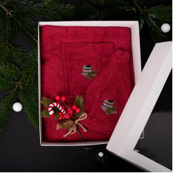 Dāvanu komplekts kastītē. Priekšauts un cepure pirtij. SARKANA 