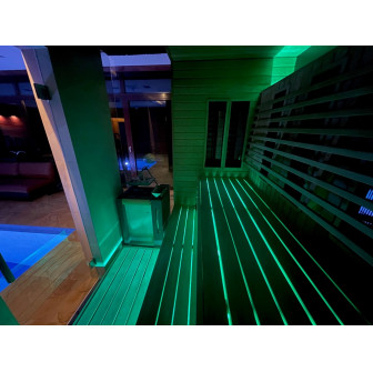 SAUFLEX RGB LED PLŪĶIS, AR VADĪBAS IERĪCI
