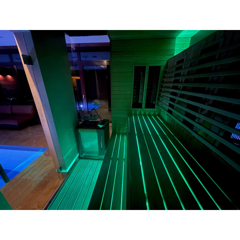 SAUFLEX RGB LED PLŪĶIS, AR VADĪBAS IERĪCI