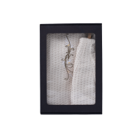 Dāvanu komplekts dāvanu kastītē VIŅAI. Sieviešu pirts cepure un priekšauts - LINS, izšūts