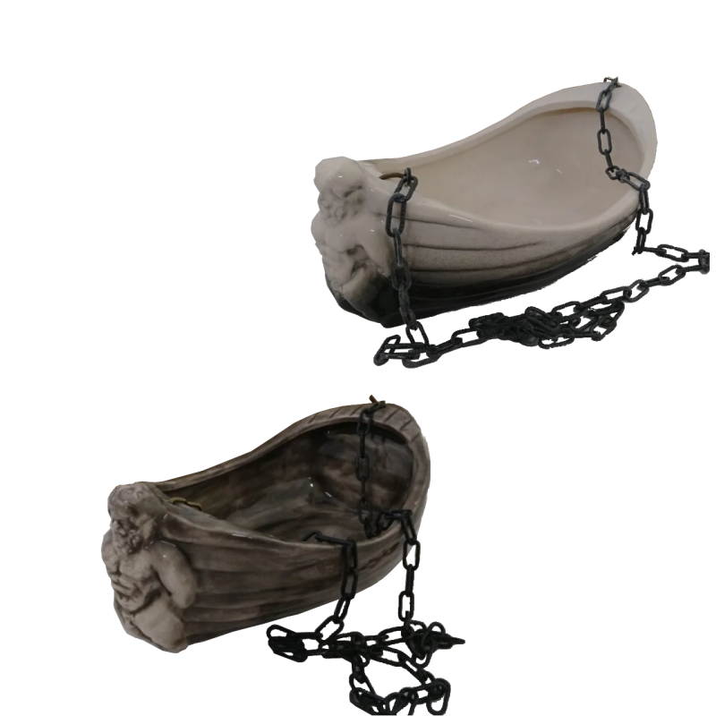 Keramikas trauks smaržām - laiva ar Poseidonu