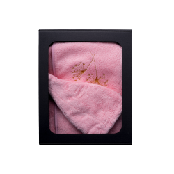 Dāvanu komplekts dāvanu kastītē VIŅAI. Sieviešu pirts cepure un priekšauts - ROZĀ 