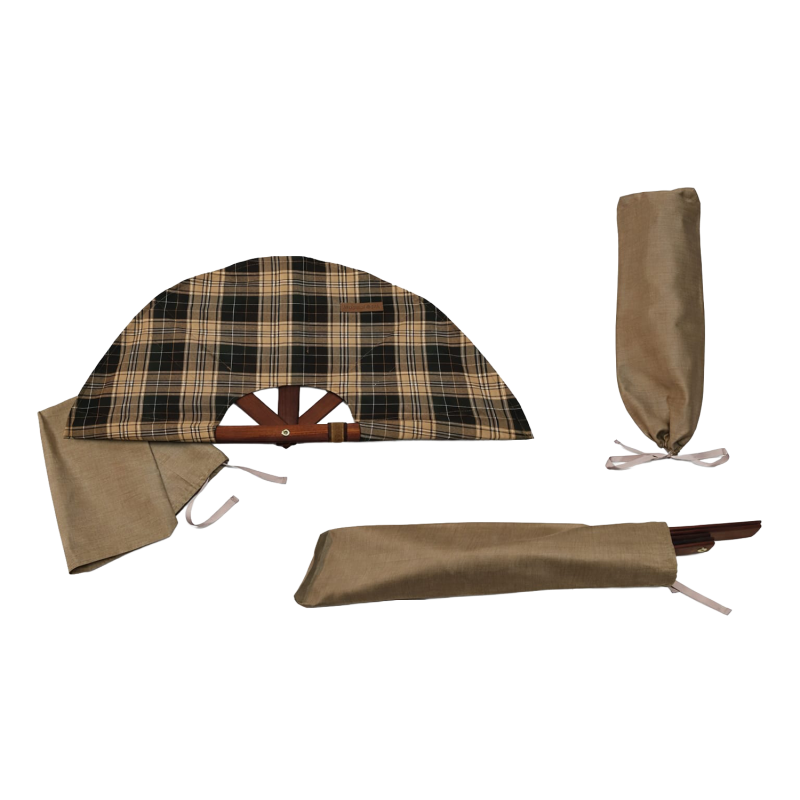 Pirts ventilators, tumši rūtains materiāls