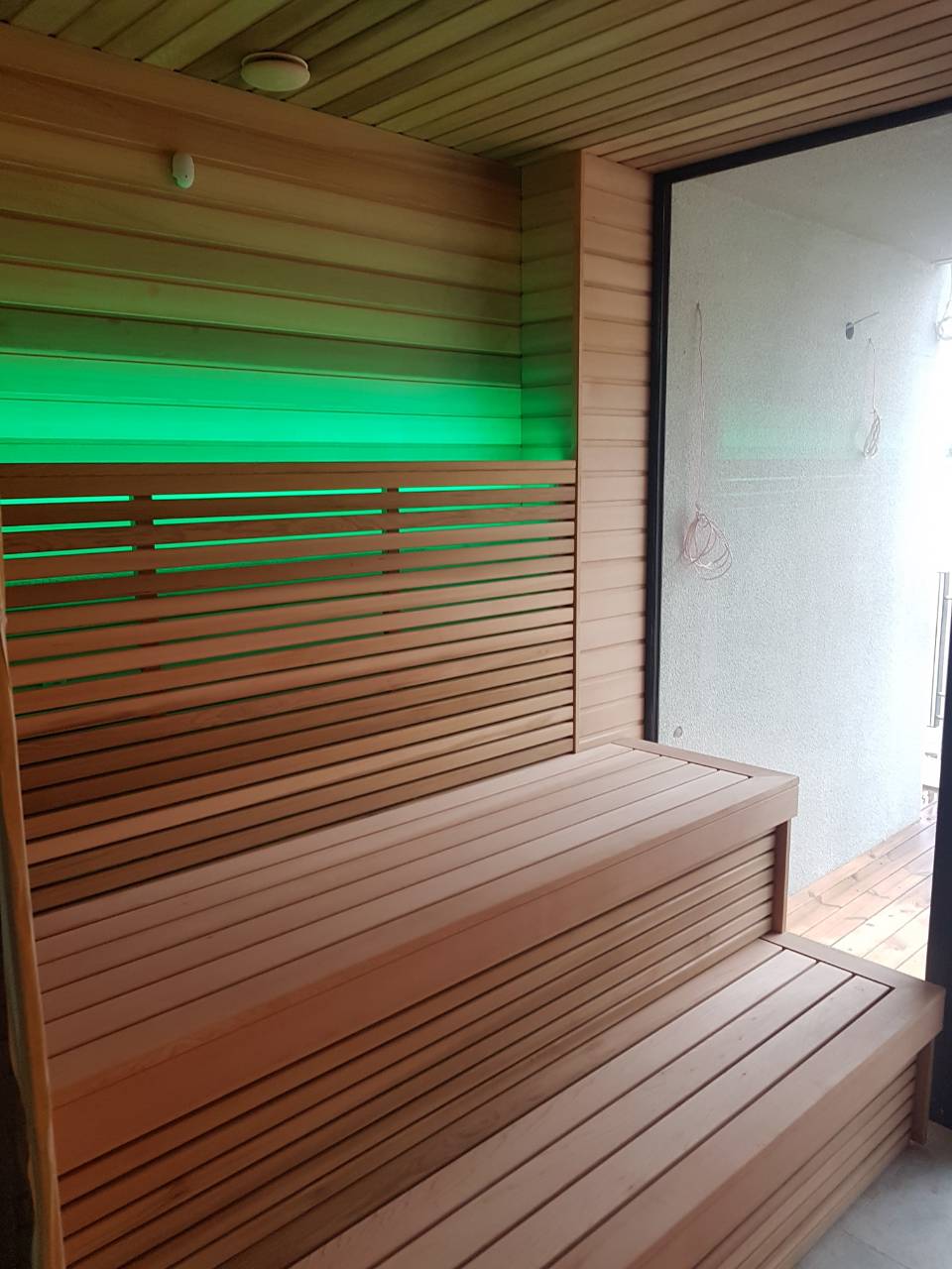 Kombinētā pirts ar Himalaju sāls sienu